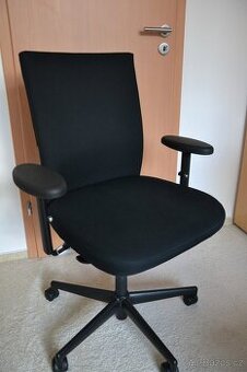 Kancelářská židle - Vitra ID Soft pc 22 500,-