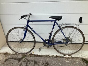 Upravené kolo Favorit