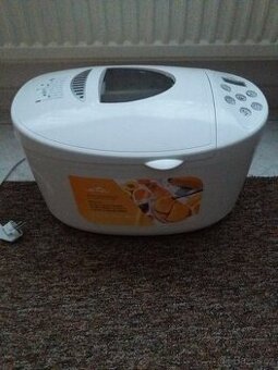 Domácí pekárna ETA