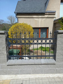 Kované plotové dílce