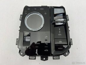Bmw ovládací panel.