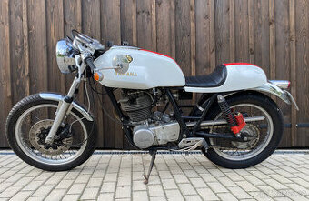 Yamaha SR500 Cafe racer 1982