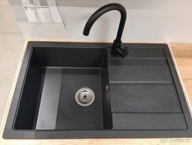 Dřez granitový 78 x 50 cm s baterií a sifonem