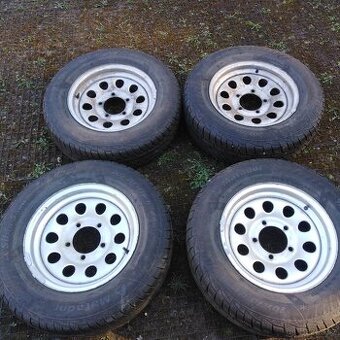 Sada PNEU + disky Suzuki