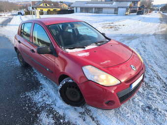 Renault Clio 1.2 16V, r. 12/2010, 1. Majitel ČR