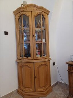 Starožitné dubové komody- příborníky