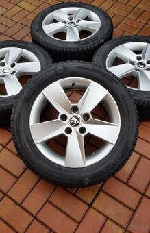 Zimní sada ŠKODA Octavia 3 5x112 pneu 205/55/16 NOVÉ r. 2025