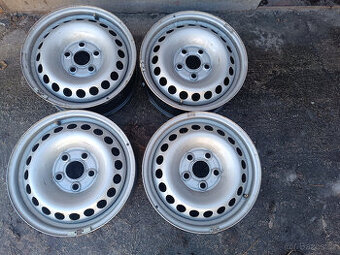 VW T5 T6 T6.1 - originál disky VW 6,5x16 et51