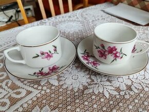 Šálky s pokličkou