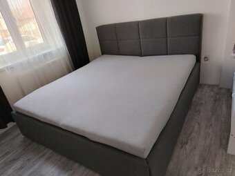Prodám manželskou postel 180x200