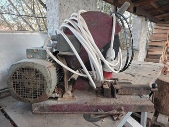 stolní rozbrušovací pila