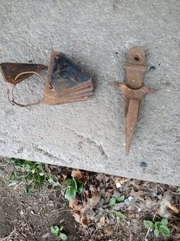 Žabky a prsty na lištu