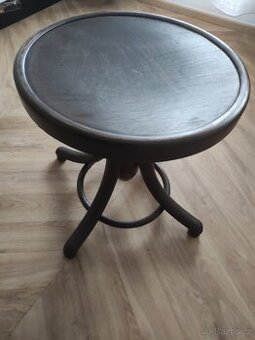 Thonet klavírní žídle