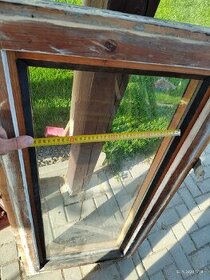 Dřevěné okno 58 x 118