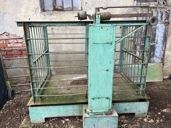 Průmyslová váha na zvířata do 1000kg
