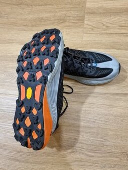 Trailové boty Merrell Agility Peak 5
