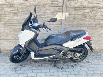 Yamaha X Max 250 model 2010 díly