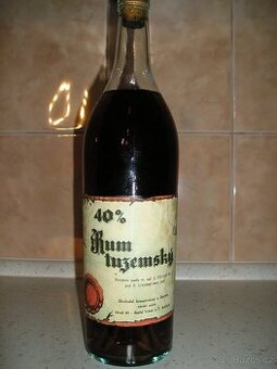 Starý rum - 1