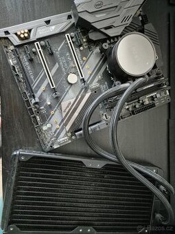 Intel i9 9900K + 32GB DDR4 + ASRock Z370 + NZXT Kraken X62