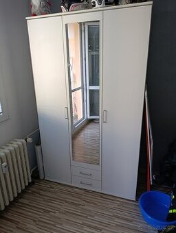 Šatní skříň OTMAR (bílá)