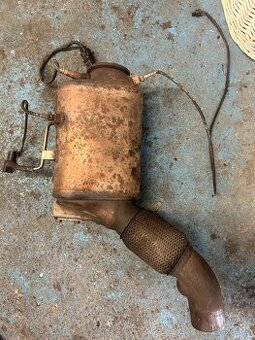 DPF filtr vytazen z BMW F11 n57