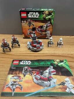 LEGO Star Wars | 75000 Clone Troopers vs. Droidekas
