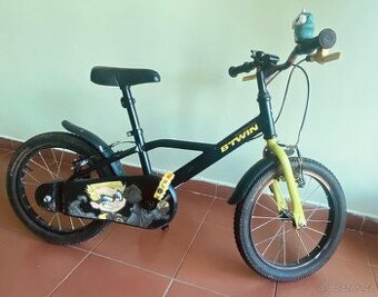 Kolo B-twin 16" s helmou