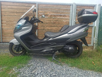Suzuki Burgman 400 R.V.2015