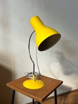 Stolní lampa Napako model 0521 od designéra Josefa Hůrky