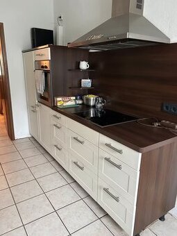 Moderní dvoubarevná kuchyně ANASTAZIE