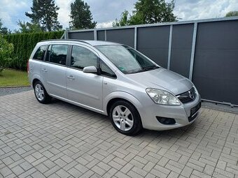 LPG ... 7 místné..Benzínová Opel Zafira 1.8 ...
