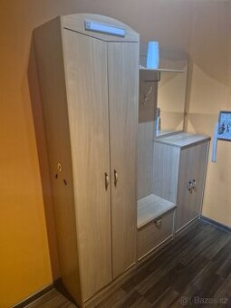 Předsíňová stěna