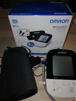 Tlakoměr OMRON M4 Intelli IT bluetooth připojením