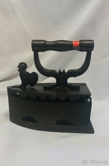 Starožitná žehlička