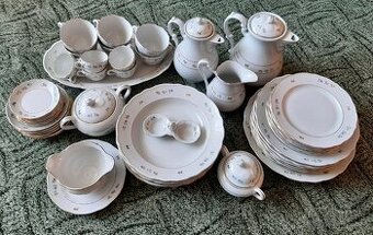 Starožitný porcelánový servis