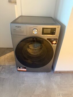 Pračka Whirpool jako nová 2roky málo používaná