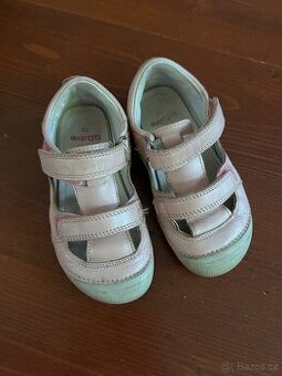 D.D.STEP barefoot botičky - sandálky - vel. 28