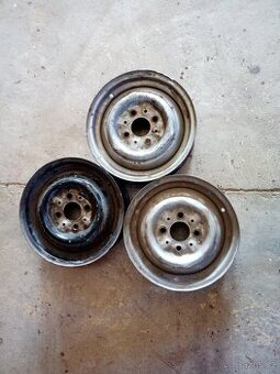 Fiat 850 - disky kol