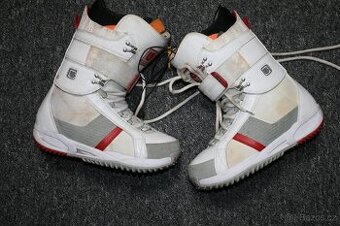snowboardove topanky burton , deluxe 42