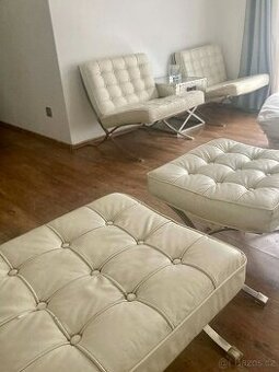 Křesla s podnožkami bílá kůže