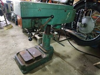 Stolní vrtačka Jihokov