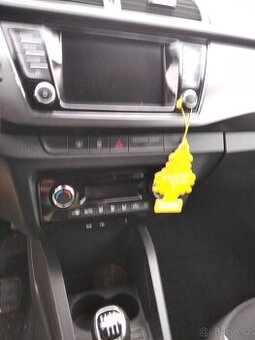 nd z škoda fabia 3 1.2tsi zelená bílá modrá