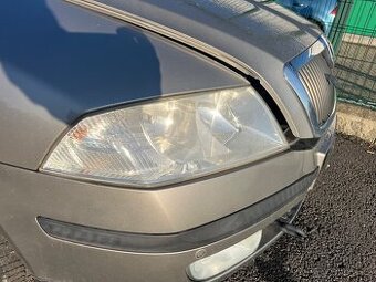 Přední světla Škoda Octavia 2