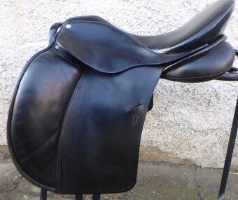 Drezurníá sedlo Theine