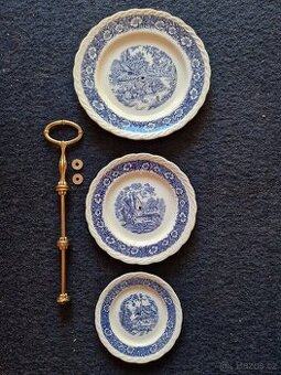 Starožitný etažér - Anglický porcelán