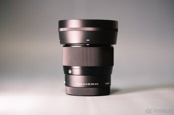 Sigma 56mm f/1.4 DC DN Contemporary (Sony E) – TOP stav, v z