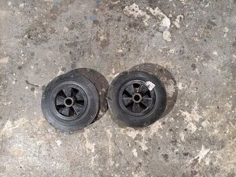 Kolečka k popelnici