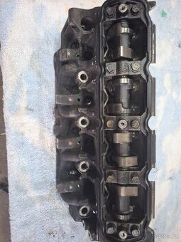 Hlava motoru Renault 1.9 DCI