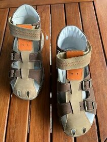Dětské sandály Essi, vel. 32, hnědé - nové