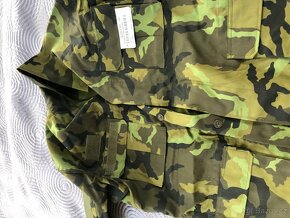 Vojenske bluzy,sportovni tricka,boty,termo bunda